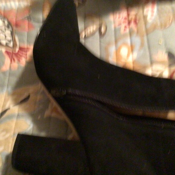 Katy Perry Eliza booties Black Suede Size 11 M - Picture 4 of 7